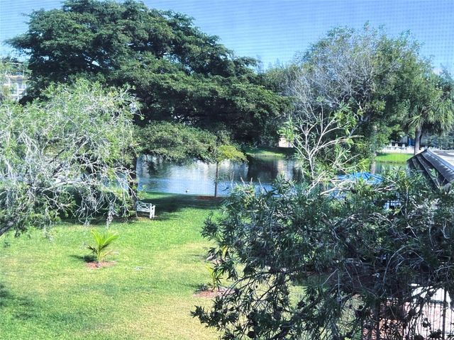 1803 Eleuthera Point J-2, Coconut Creek, FL 33066