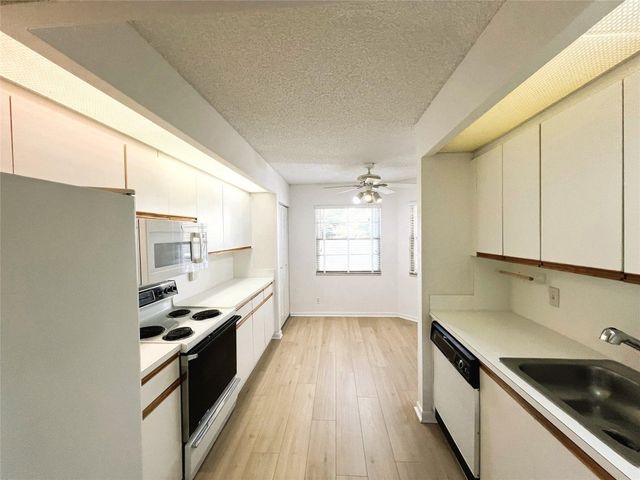 1803 Eleuthera Point J-2, Coconut Creek, FL 33066