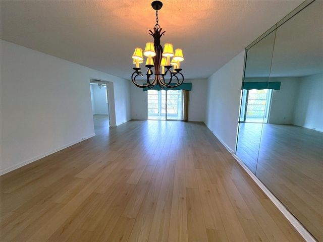 1803 Eleuthera Point J-2, Coconut Creek, FL 33066