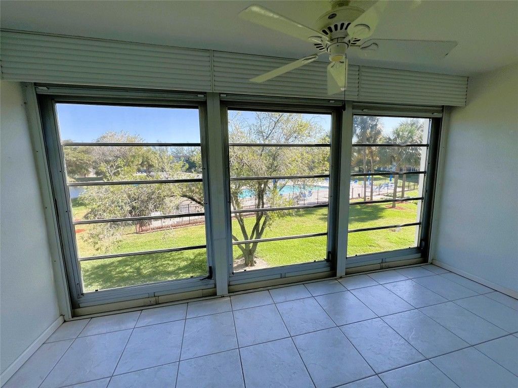 1803 Eleuthera Point J-2, Coconut Creek, FL 33066