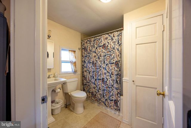 76 ZORGER ST, Harpers Ferry, WV 25425