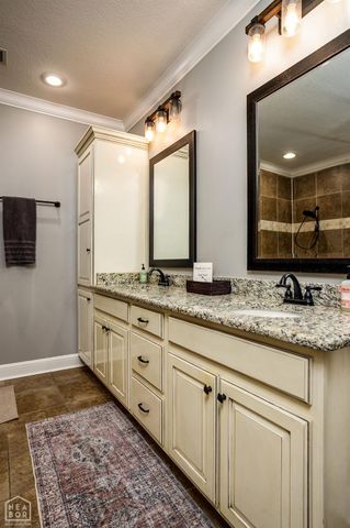 709 Smithfield, Jonesboro, AR 72401