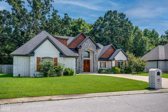 709 Smithfield, Jonesboro, AR 72401