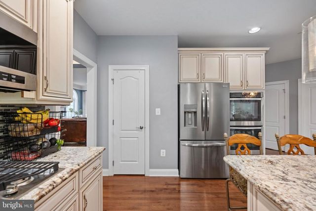 11613 PINE HOLLOW LN, Spotsylvania, VA 22551