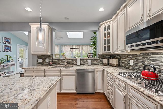 11613 PINE HOLLOW LN, Spotsylvania, VA 22551