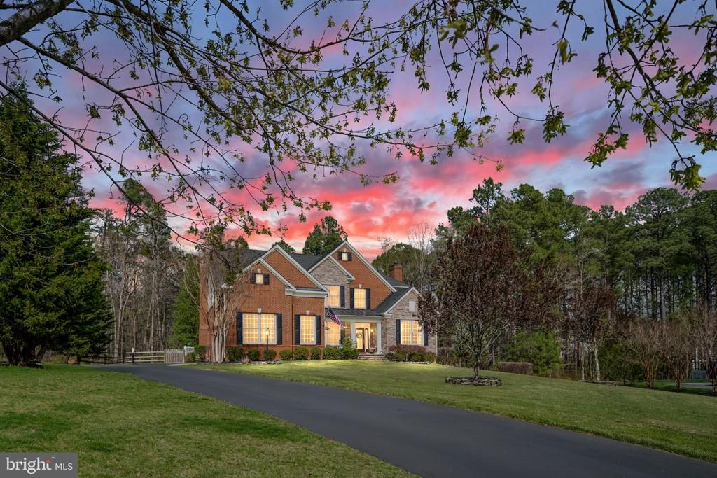 11613 PINE HOLLOW LN, Spotsylvania, VA 22551