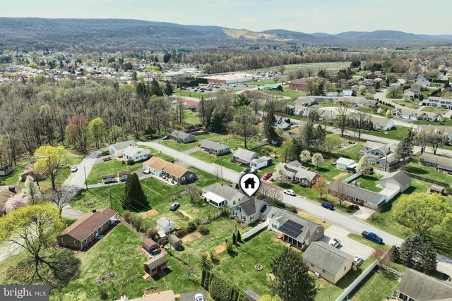 644 HIGHLAND AVENUE, Mount Holly Springs, PA 17065