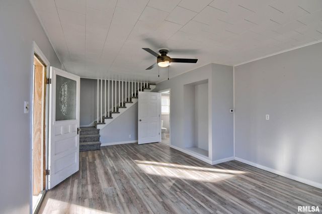 614 VIRGINIA Avenue, Taylorville, IL 62568