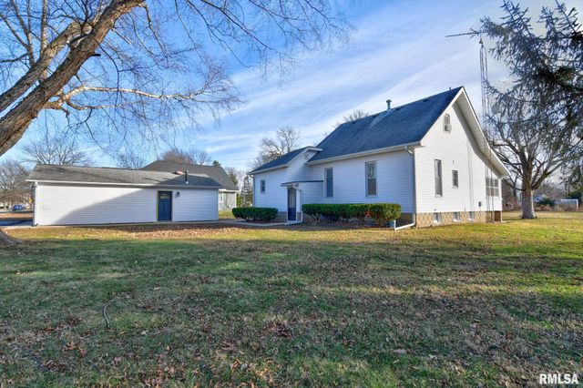 614 VIRGINIA Avenue, Taylorville, IL 62568