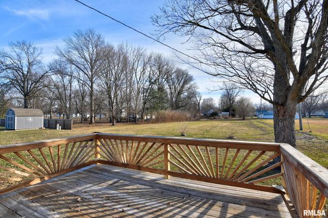 614 VIRGINIA Avenue, Taylorville, IL 62568