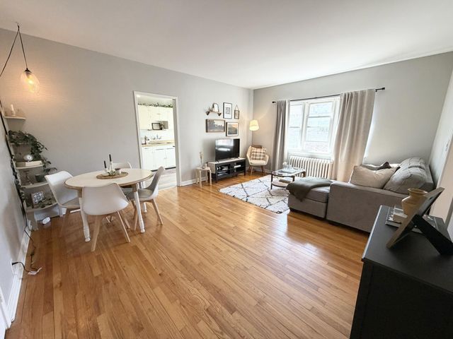 3128 W Bde Maka Ska Boulevard 417, Minneapolis, MN 55416