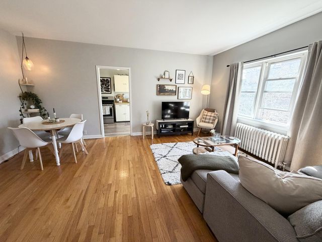 3128 W Bde Maka Ska Boulevard 417, Minneapolis, MN 55416