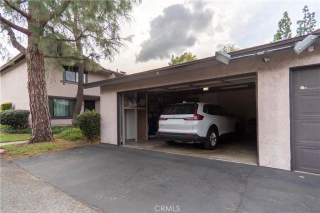 7554 Corbin 4, Reseda, CA 91335
