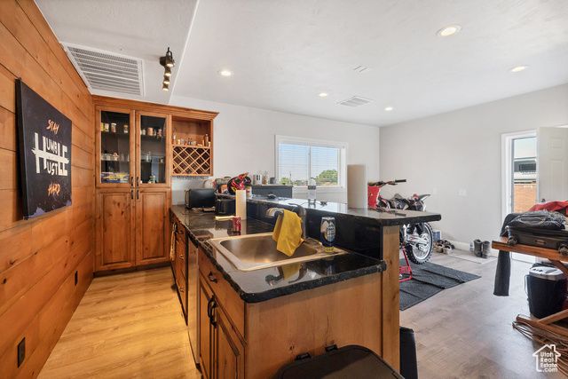 740 W UZONA AVE, Hildale, UT 84784