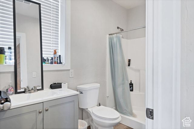 740 W UZONA AVE, Hildale, UT 84784