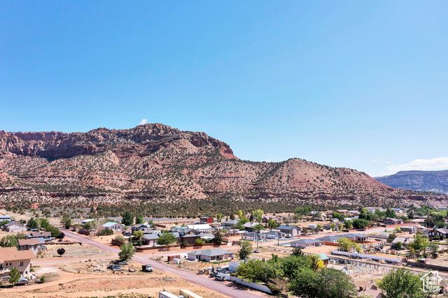 740 W UZONA AVE, Hildale, UT 84784