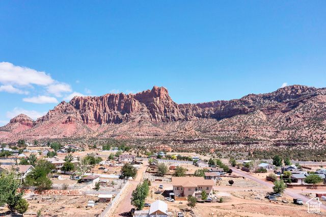 740 W UZONA AVE, Hildale, UT 84784