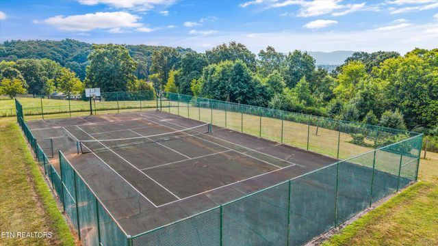 3804 Sevierville Rd, Maryville, TN 37804