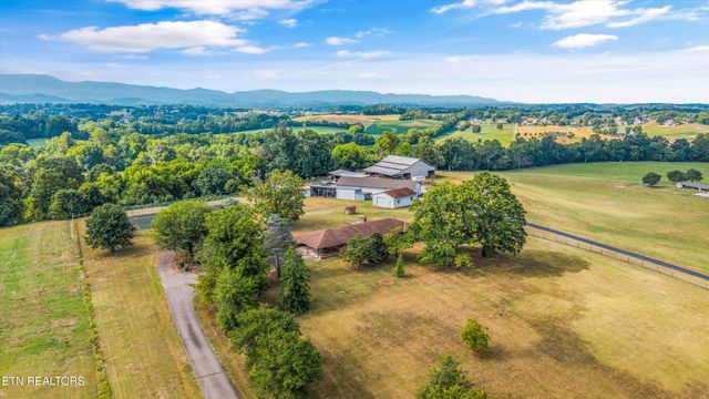 3804 Sevierville Rd, Maryville, TN 37804