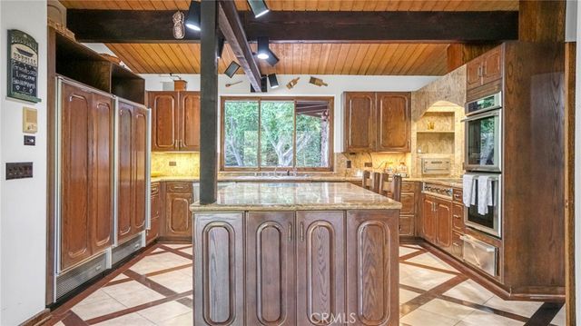 6377 Via Escondido, Malibu, CA 90265