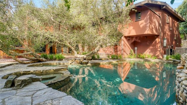 6377 Via Escondido, Malibu, CA 90265
