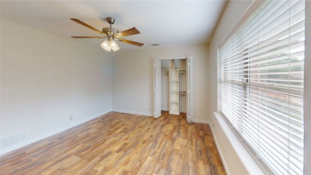 2413 N Lockhart Street, Sherman, TX 75092