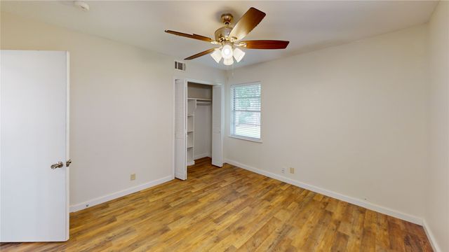 2413 N Lockhart Street, Sherman, TX 75092