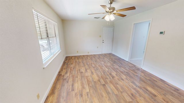2413 N Lockhart Street, Sherman, TX 75092