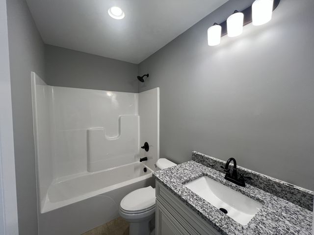 1832 Lafayette Rd, Red Boiling Springs, TN 37150