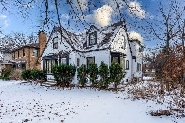 6738 N Ionia Avenue, Chicago, IL 60646