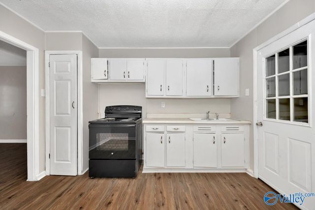 4306 9th Avenue SW, Huntsville, AL 35805