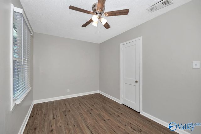 4306 9th Avenue SW, Huntsville, AL 35805