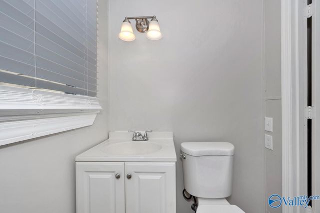 4306 9th Avenue SW, Huntsville, AL 35805