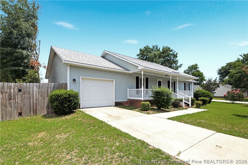5816 Bloomsbury Drive, Fayetteville, NC 28306 — photo 3