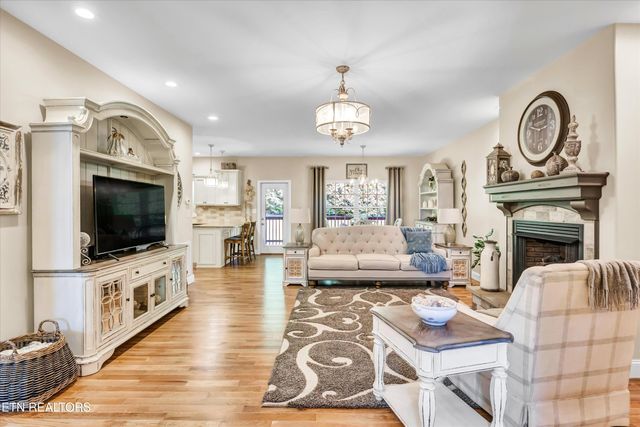 2106 Zion Drive, Sevierville, TN 37862