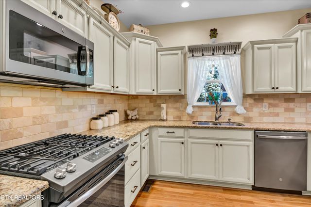 2106 Zion Drive, Sevierville, TN 37862