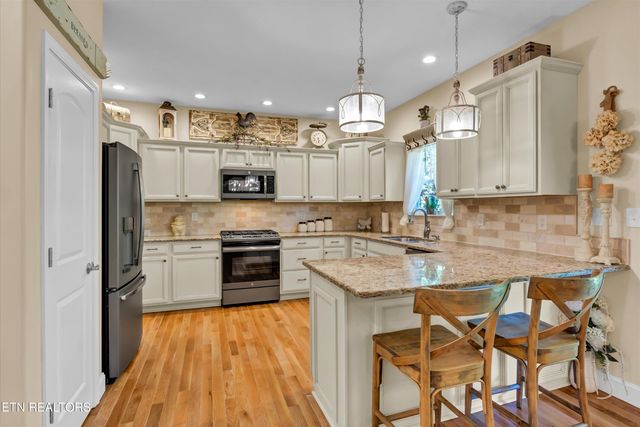 2106 Zion Drive, Sevierville, TN 37862