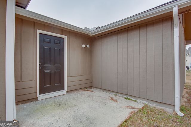 6960 Brown Drive S, Fairburn, GA 30213