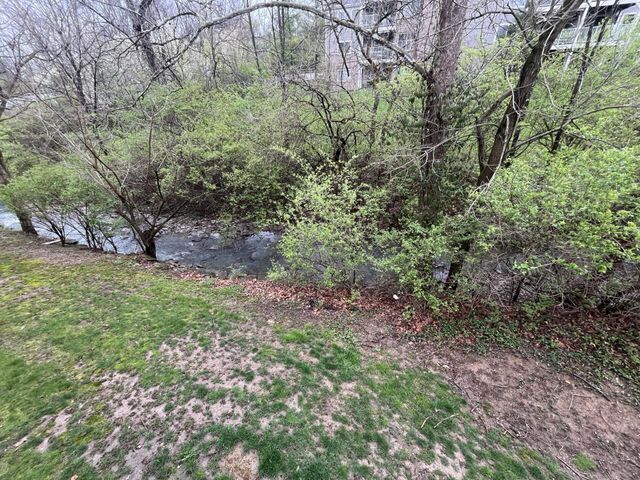 2123 Clareglen Drive, 204, Crescent Springs, KY 41017