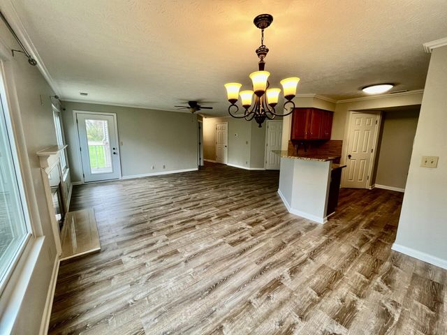 2123 Clareglen Drive, 204, Crescent Springs, KY 41017