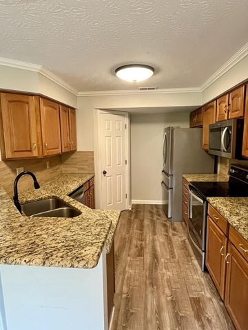 2123 Clareglen Drive, 204, Crescent Springs, KY 41017