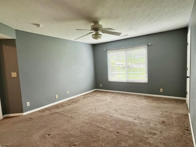 2123 Clareglen Drive, 204, Crescent Springs, KY 41017