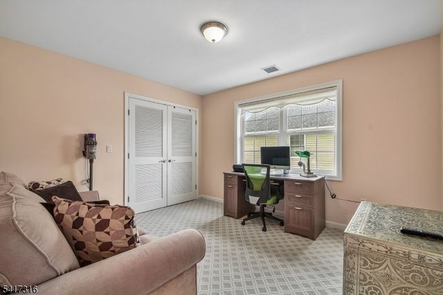 83 White St, Dover Town, NJ 07801