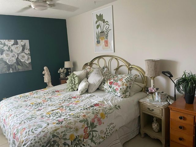 506 Davis Road 78, Palm Springs, FL 33461