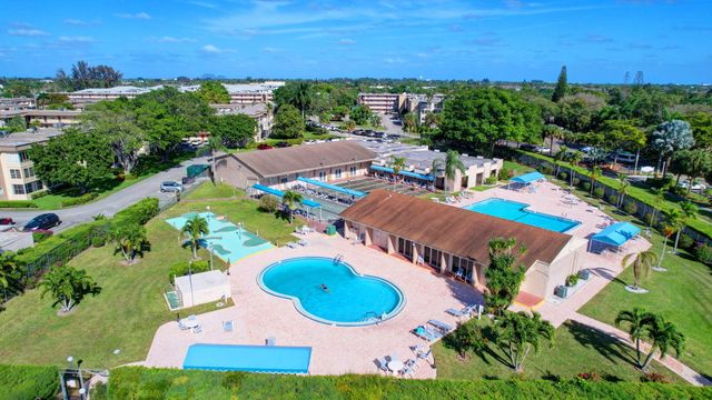 506 Davis Road 78, Palm Springs, FL 33461