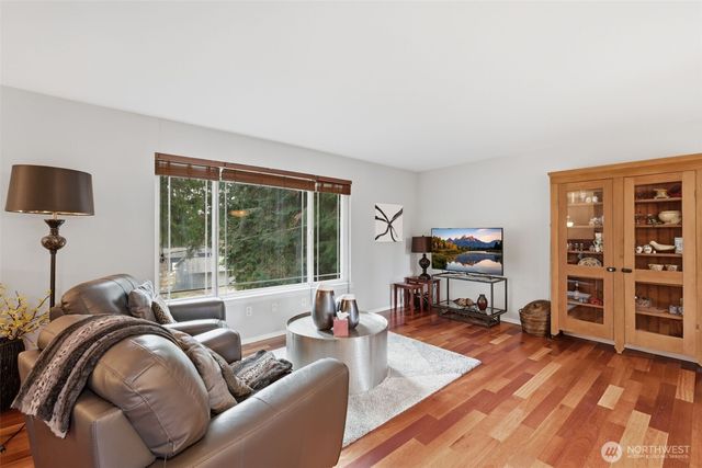 9517 204th Avenue E, Bonney Lake, WA 98391