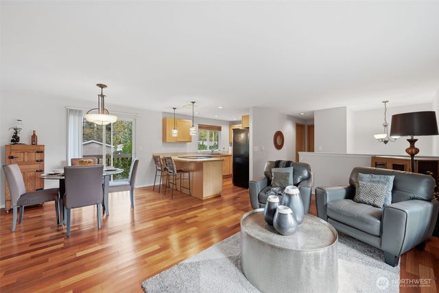 9517 204th Avenue E, Bonney Lake, WA 98391