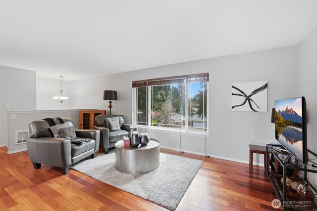 9517 204th Avenue E, Bonney Lake, WA 98391