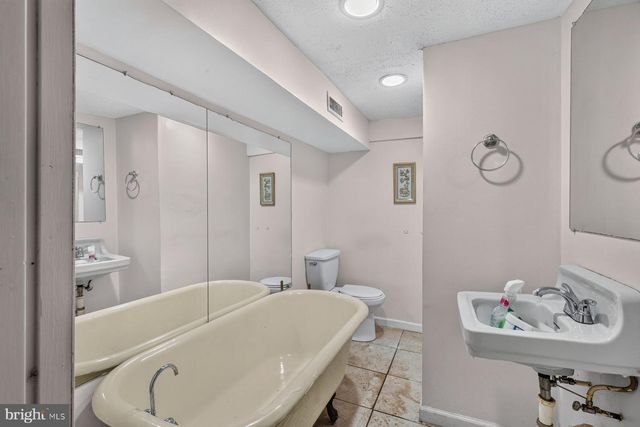 4637 LACY AVE, Suitland, MD 20746