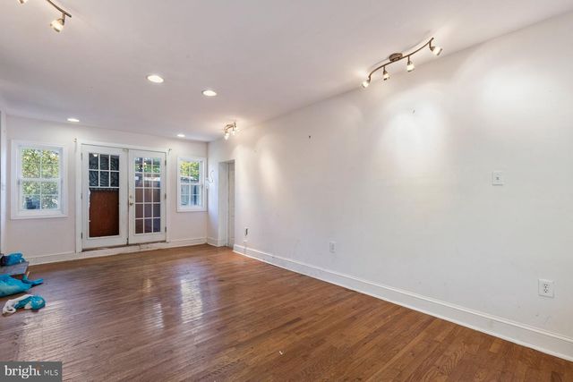 4637 LACY AVE, Suitland, MD 20746